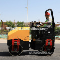 Rolo de estrada em tandem de compactador de tambor de 1,7 toneladas com famoso motor (FYL-900)